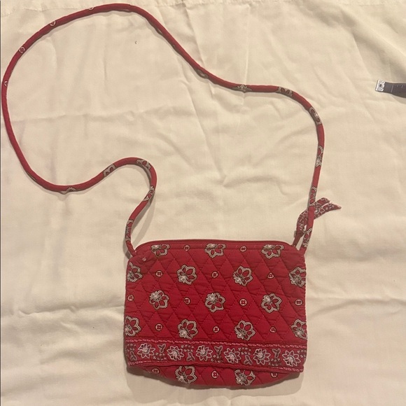 Vera Bradley Red Floral Quilted Crossbody Bag - Picture 1 of 4
